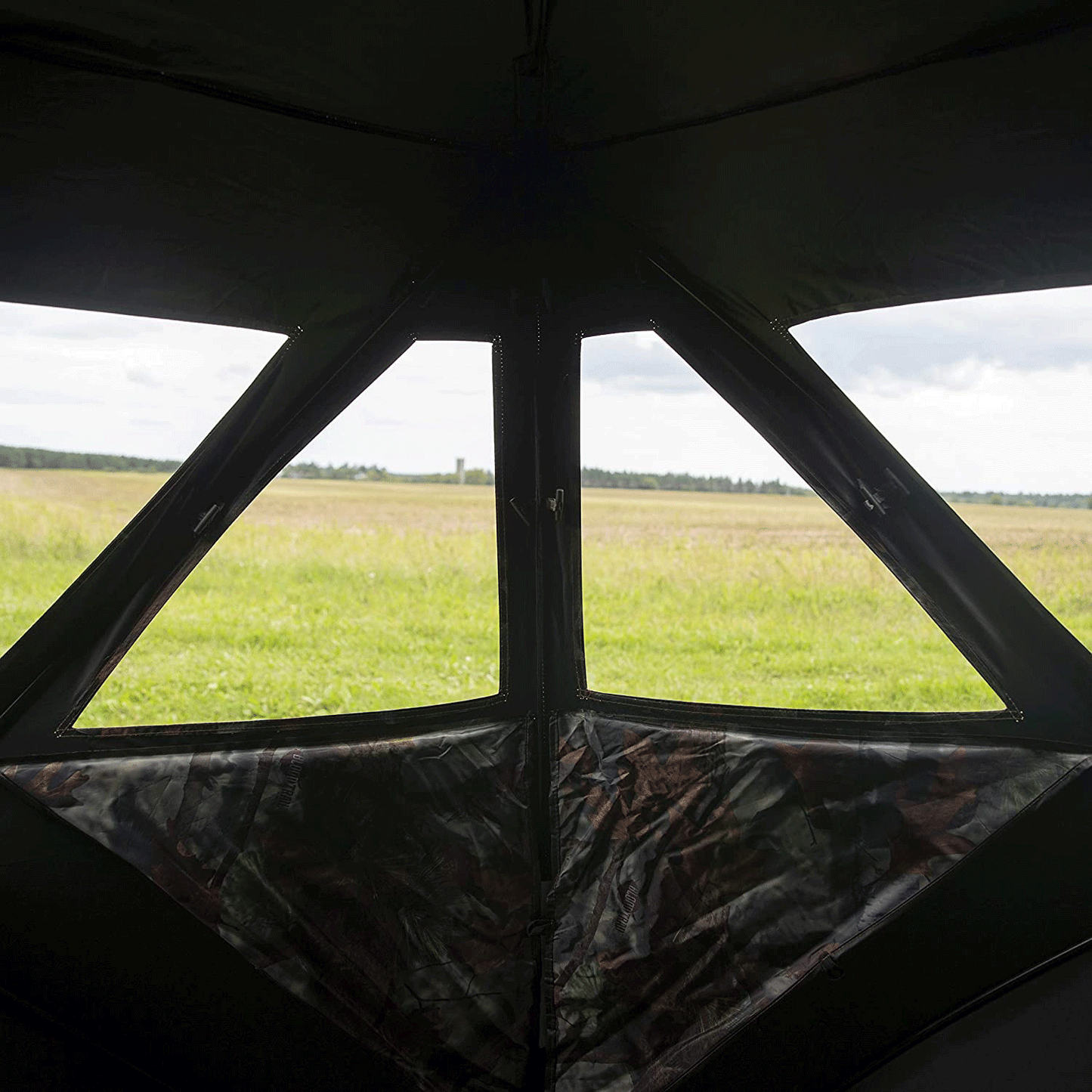 Hunting Blind 2 person Pop Up Shelter Bloodtrail Woodland